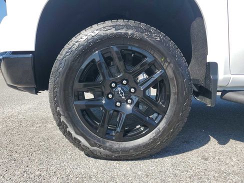 New 2026 Chevrolet Silverado 1500 LT Trail Boss w/ LPO, Dark Essentials Package AWD/4WD image 10