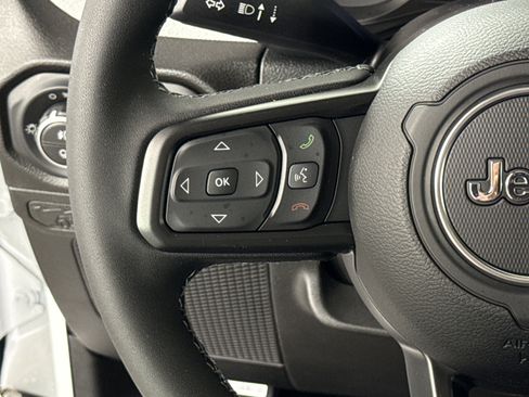 New 2026 Jeep Gladiator Willys image 17