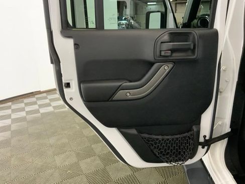 Used 2016 Jeep Wrangler Unlimited Sport w/ Quick Order Package 24S AWD/4WD image 32