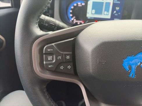 Used 2024 Ford Bronco Wildtrak image 15
