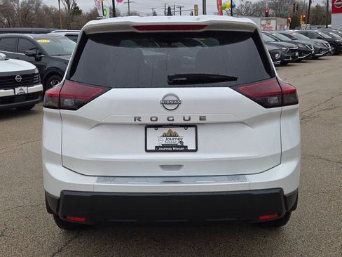 New 2026 Nissan Rogue SV FWD image 11