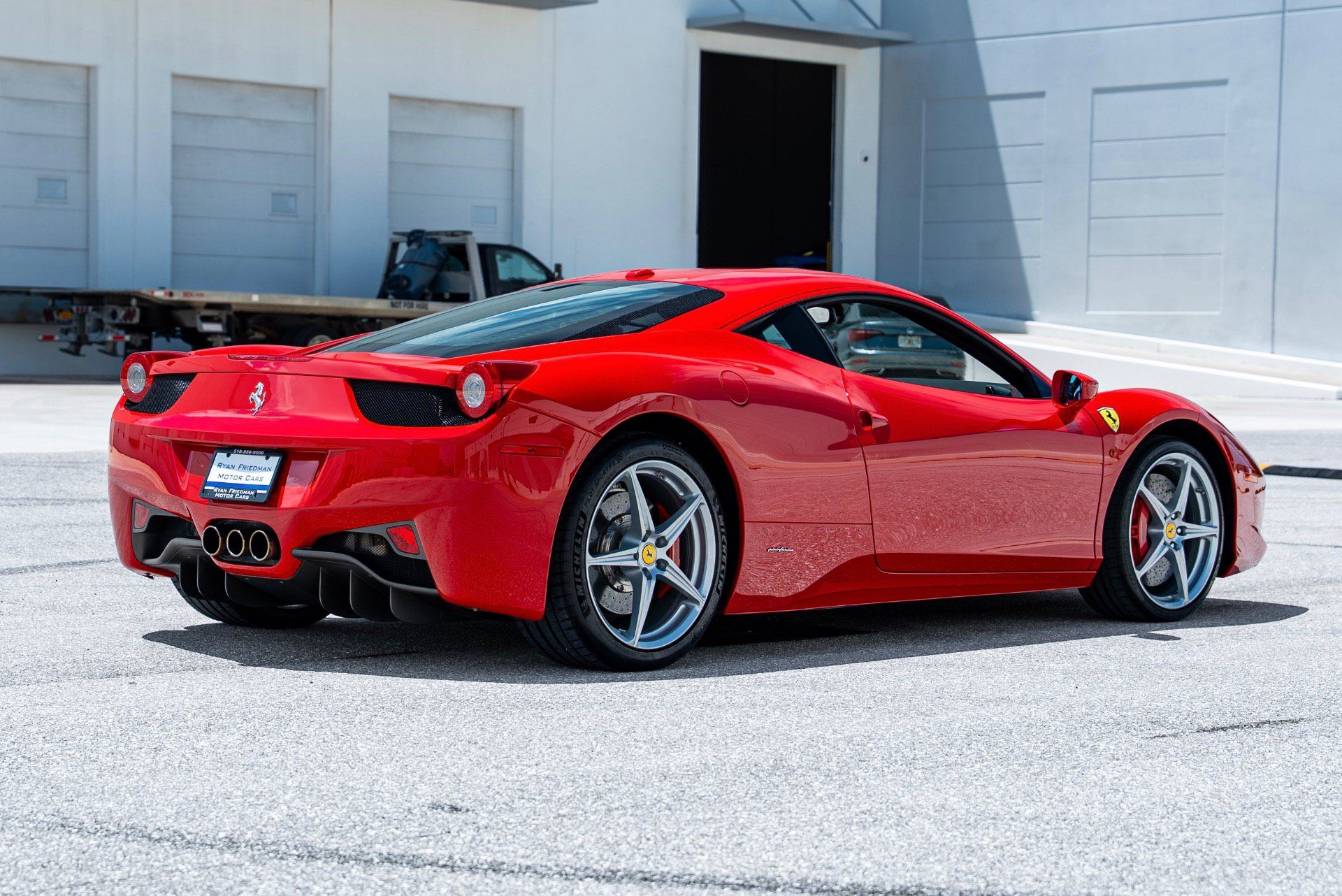Used 2014 Ferrari 458 Italia Coupe RWD image 3