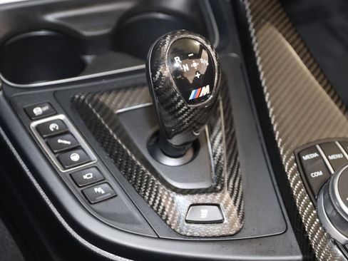 Used 2019 BMW M4 Convertible w/ Competition Package RWD image 8