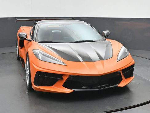 Used 2023 Chevrolet Corvette Stingray Preferred Conv w/ Z51 Performance Package RWD image 8