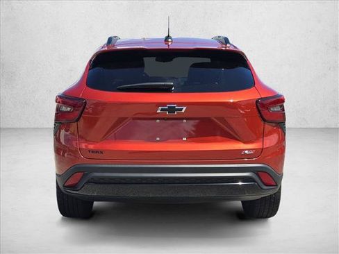 Certified 2024 Chevrolet Trax RS w/ Sunroof Package FWD image 6