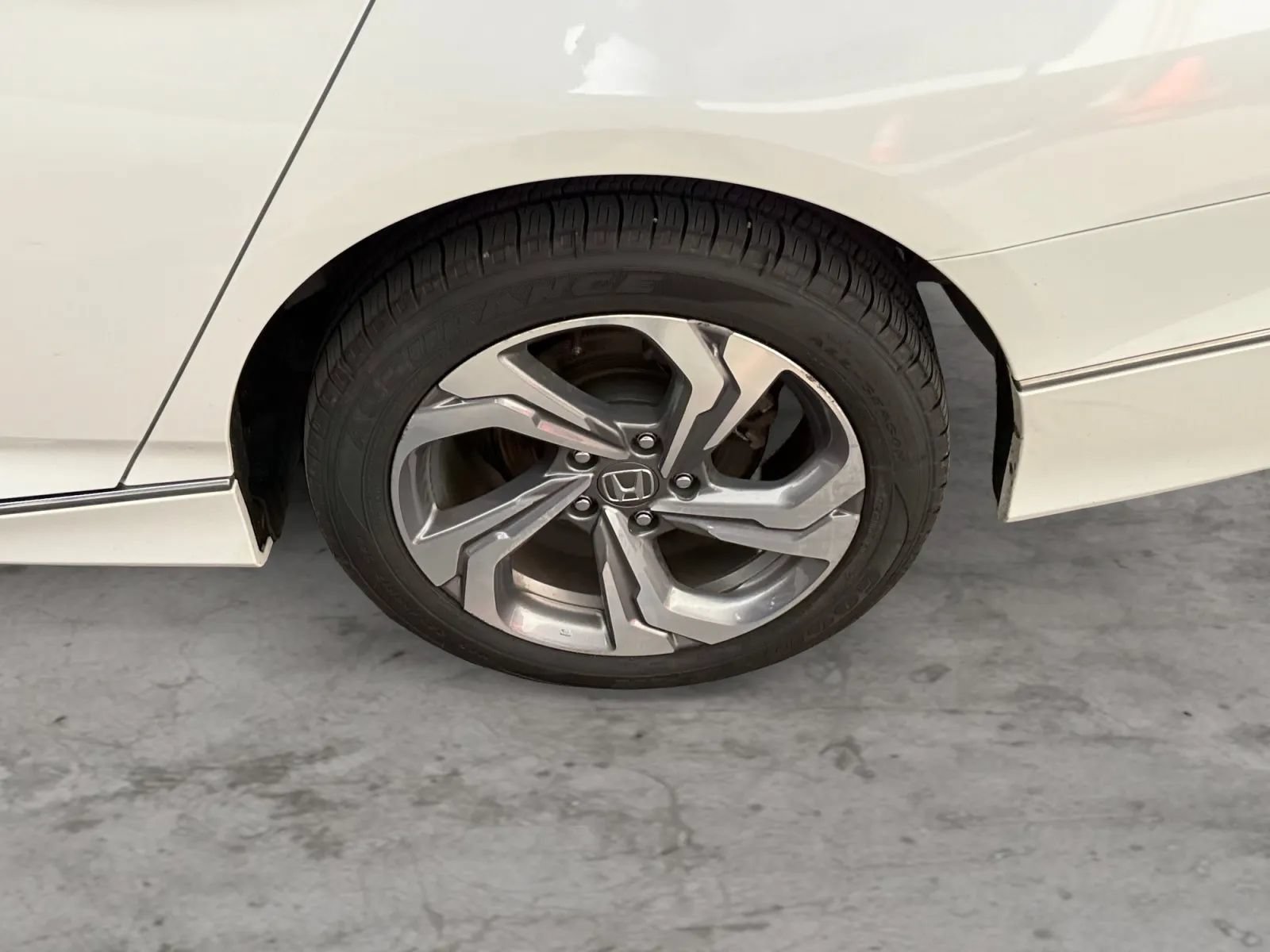 Used 2020 Honda Accord EX-L image 43