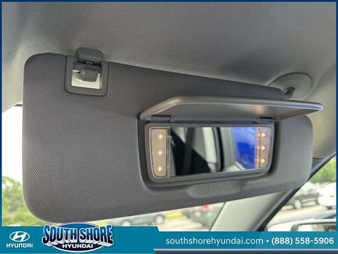 Used 2024 Chevrolet Equinox LT AWD/4WD image 38
