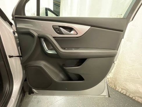 Used 2022 Chevrolet Blazer LT AWD/4WD image 22