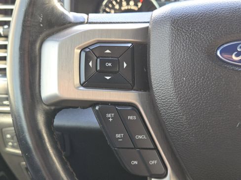 Used 2019 Ford F150 Platinum w/ Max Trailer Tow Package image 28