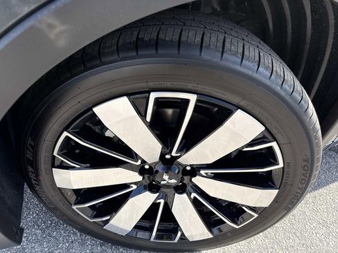 New 2026 Mitsubishi Outlander SEL image 10