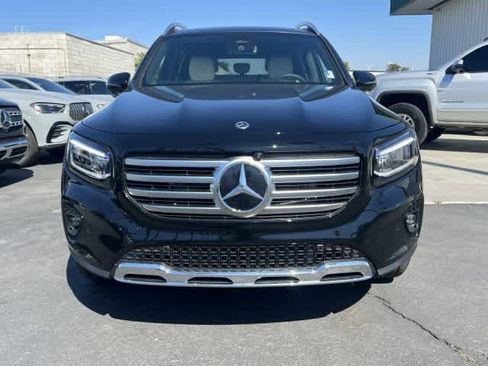 New 2026 Mercedes-Benz GLB 250 4MATIC image 2