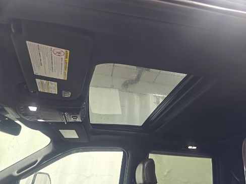 Used 2017 Ford F250 Platinum w/ Platinum Ultimate Package AWD/4WD image 7