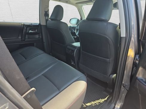 Used 2021 Toyota 4Runner Venture w/ Moonroof Package AWD/4WD image 11