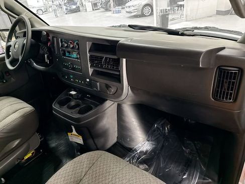 New 2025 Chevrolet Express 3500 w/ Power Convenience Package image 27