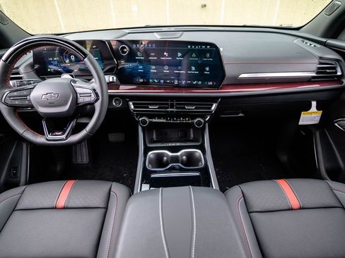 New 2026 Chevrolet Traverse RS AWD/4WD image 13