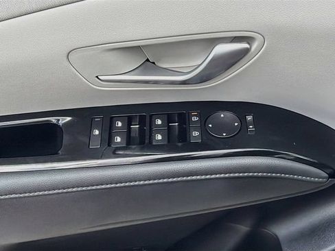 Used 2026 Hyundai Tucson Limited AWD/4WD image 18