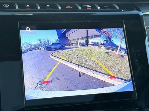 Used 2023 Jeep Grand Cherokee L Laredo image 14