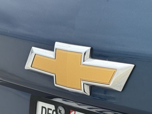 Used 2020 Chevrolet Equinox LT FWD image 4