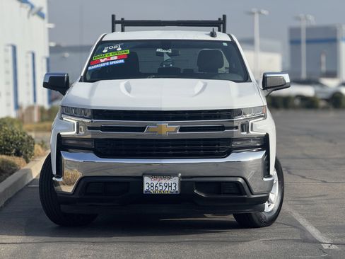 Certified 2021 Chevrolet Silverado 1500 LT image 2