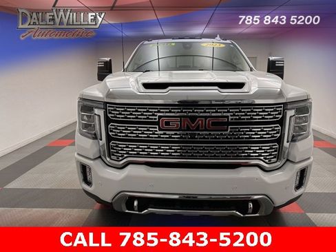 Used 2023 GMC Sierra 2500 Denali image 2
