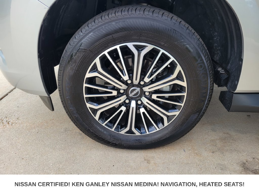 Certified 2025 Nissan Armada SL w/ Captain's Chari Seat Package AWD/4WD image 18