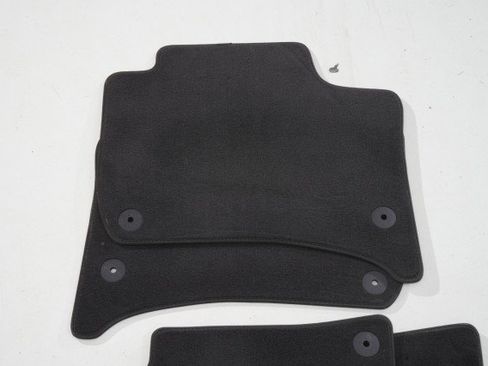 Used 2017 Porsche Cayenne Turbo AWD image 88