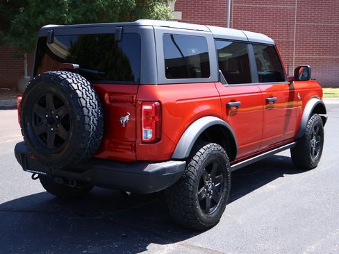 Used 2023 Ford Bronco Black Diamond AWD/4WD image 34