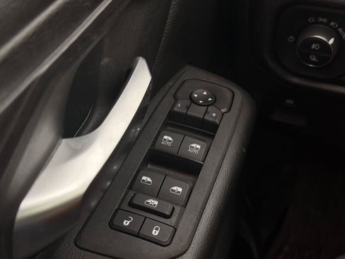 Used 2025 RAM 1500 Tradesman w/ Night Edition AWD/4WD image 17