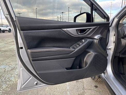 Used 2023 Subaru Crosstrek 2.5i Limited w/ Moonroof Package image 17