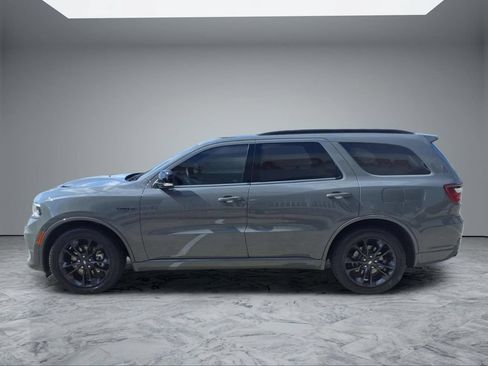 Used 2023 Dodge Durango R/T RWD image 4