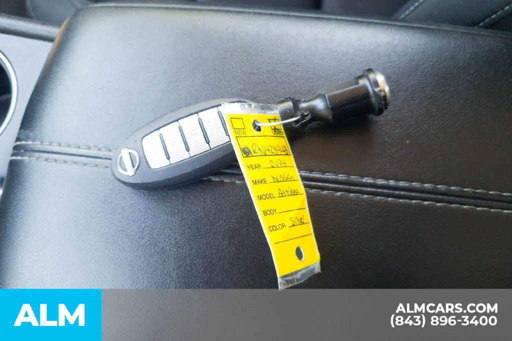 Used 2024 Nissan Altima 2.5 SV FWD image 36