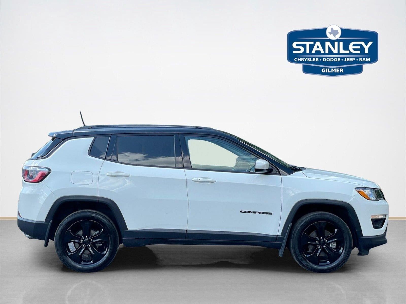 Used 2018 Jeep Compass Latitude w/ Popular Equipment Group AWD/4WD image 9