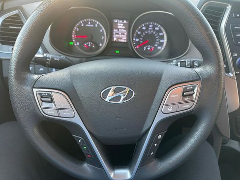 Used 2015 Hyundai Santa Fe Sport image 14