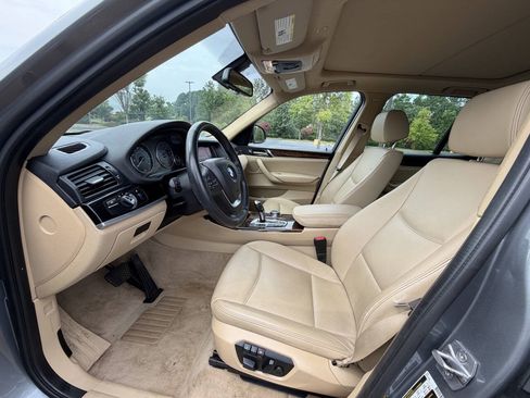 Used 2016 BMW X3 xDrive28i AWD/4WD image 9