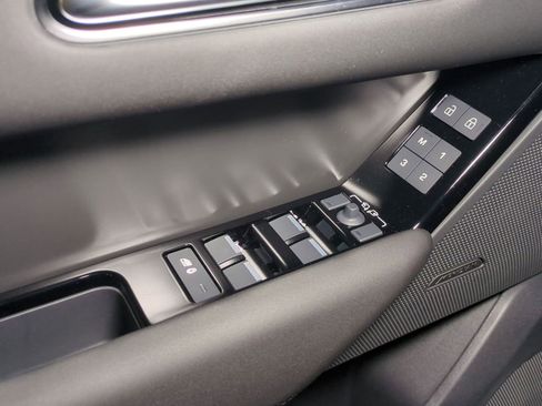New 2026 Land Rover Range Rover Velar S AWD/4WD image 12