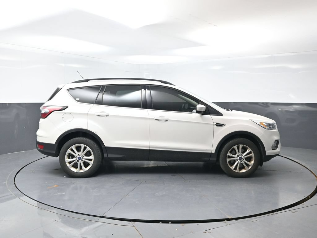 Used 2018 Ford Escape SEL w/ Ford Safe & Smart Package AWD/4WD image 2