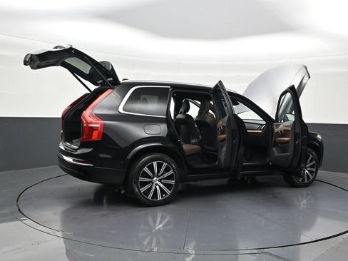 Used 2024 Volvo XC90 B6 Plus AWD/4WD image 33