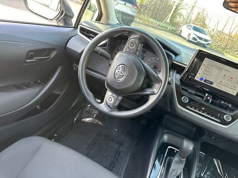 Used 2024 Toyota Corolla LE FWD image 20