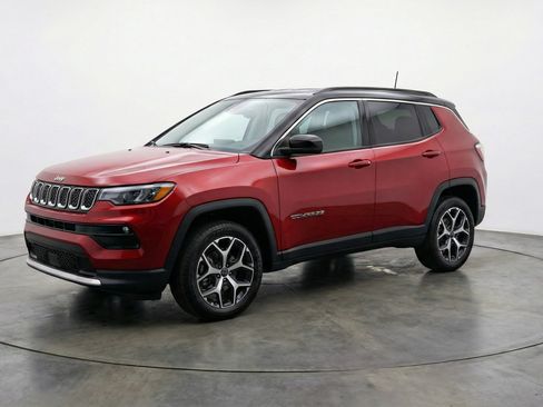 Used 2025 Jeep Compass Limited AWD/4WD image 3
