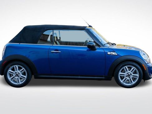 Used 2015 MINI Cooper S image 30