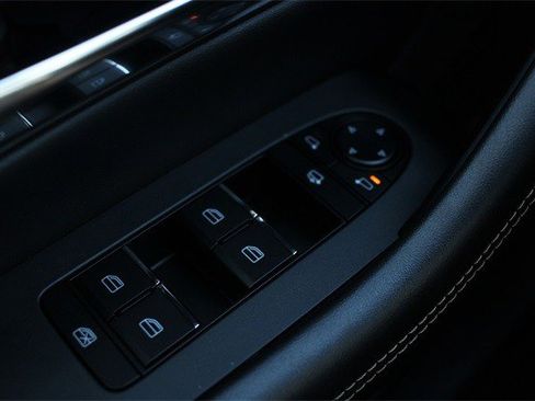 Certified 2025 MAZDA CX-70 Plug-In Hybrid w/ Premium Plus image 14