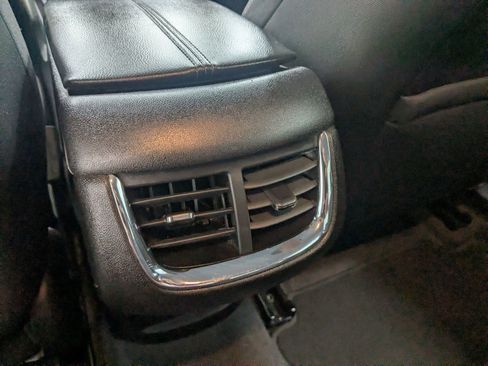 Used 2024 Chevrolet Malibu LT FWD image 22