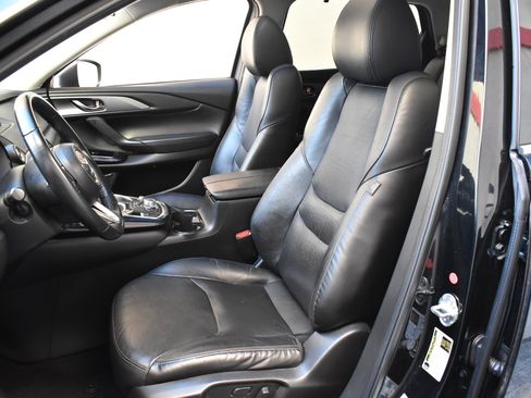 Used 2018 MAZDA CX-9 Touring w/ Touring Premium Package image 23