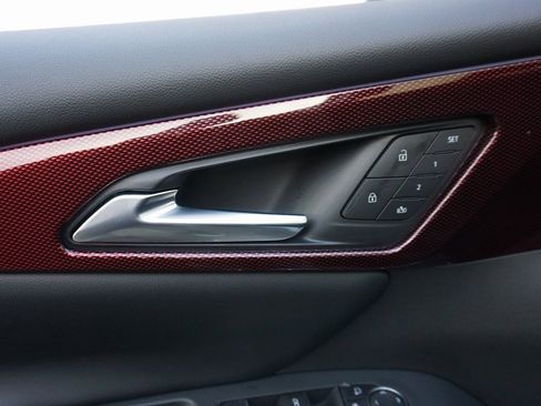 New 2026 Chevrolet Traverse RS w/ LPO, Floor Liner Package image 24