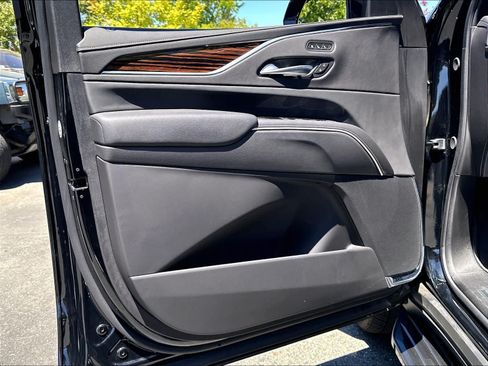 Used 2024 Cadillac Escalade Premium Luxury w/ LPO, Floor Liner Package AWD/4WD image 22