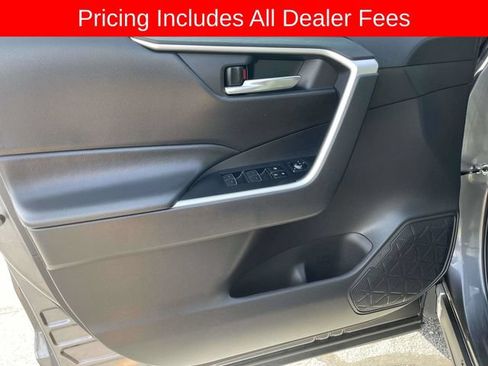 Used 2024 Toyota RAV4 XLE AWD/4WD image 18