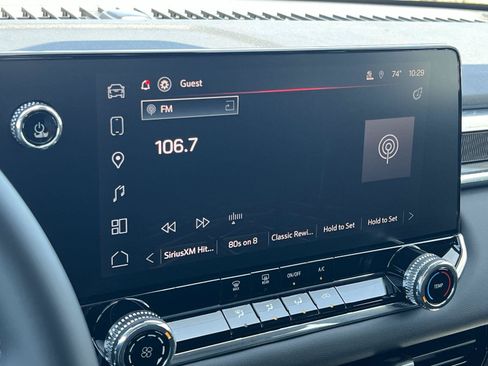 New 2026 GMC Canyon Elevation w/ Technology Package AWD/4WD image 15