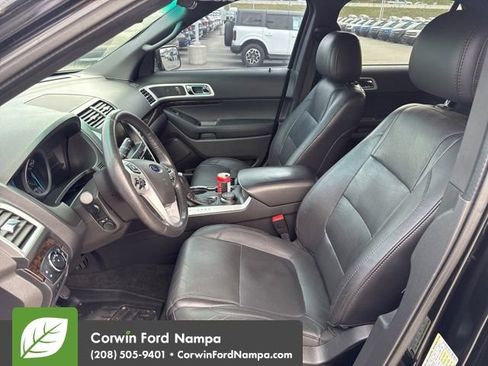 Used 2015 Ford Explorer Limited w/ Equipment Group 302A image 4