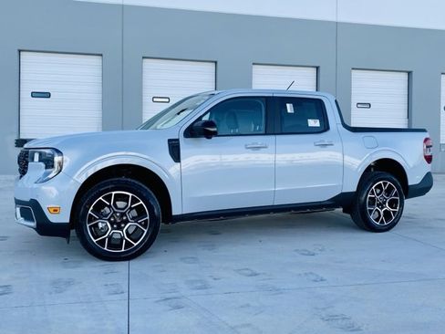 New 2026 Ford Maverick Lariat w/ 4K Tow Package image 1