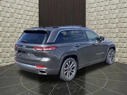 Certified 2023 Jeep Grand Cherokee Overland w/ Luxury Tech Group IV AWD/4WD image 4